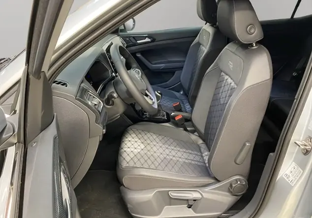 Angebotsdetails Volkswagen T-Cross R-Line 1.0 TSI KLIMA NAVI ALU Silber (Reflexsilber Metallic)