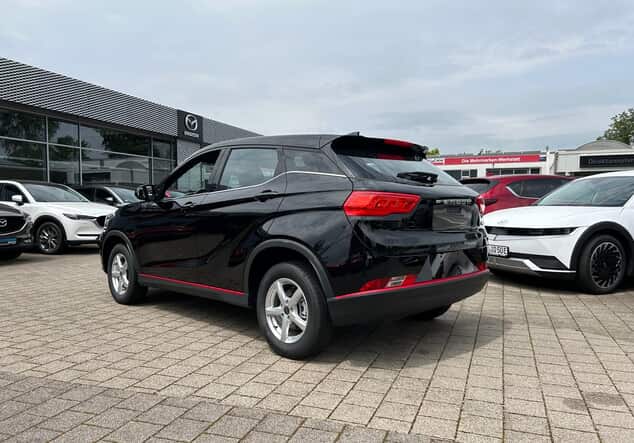 Angebotsdetails DFSK Fengon 500 Comfort 1.5 AUT 2WD KAMERA+LEDER+PDC+BT schwarz