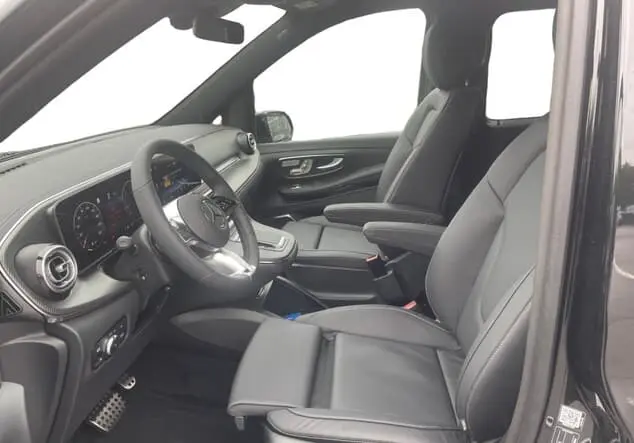 Angebotsdetails Mercedes-Benz V 300 d **AMG Obsidianschwarz