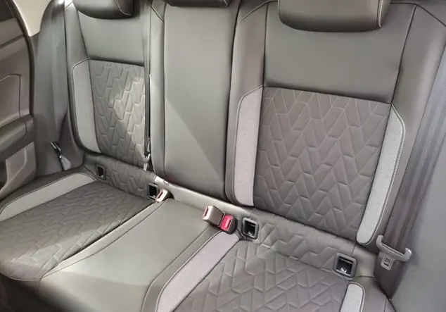 Angebotsdetails Volkswagen Taigo GOAL 1.0 TSI 70 kW (95 PS) 5-Gang Schwarz (Deep Black Perleffekt)