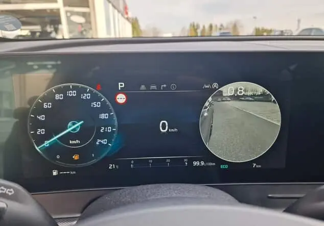 Angebotsdetails Kia Sportage Spirit 4WD DRIVE Grau ((H8G) PENTA METAL M)