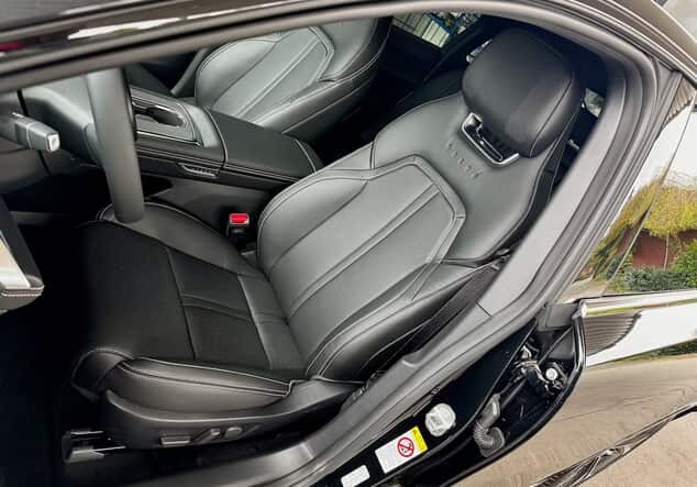 Angebotsdetails Mazda 6E 6e 258PS TAKUMI*LEDER-S*PANO Jet Black