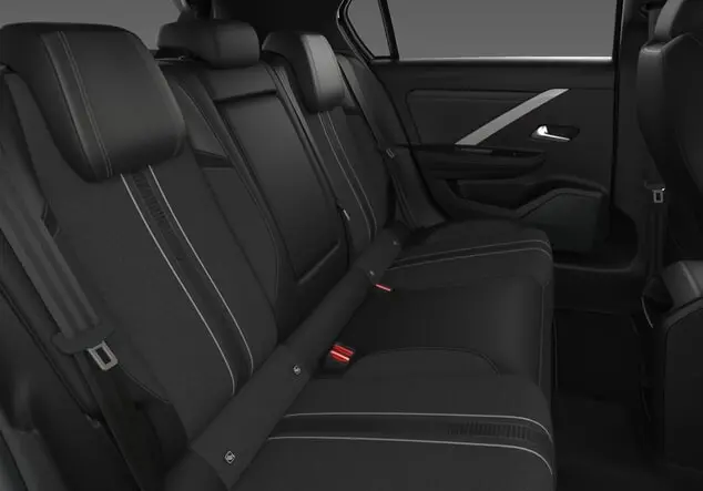 Angebotsdetails Opel Astra 1.2 Turbo 96kW GS Diamant Schwarz