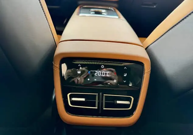 Angebotsdetails Mazda 6E 6e 258PS TAKUMI PLUS*SONY*PANO SOUL RED CRYSTAL M