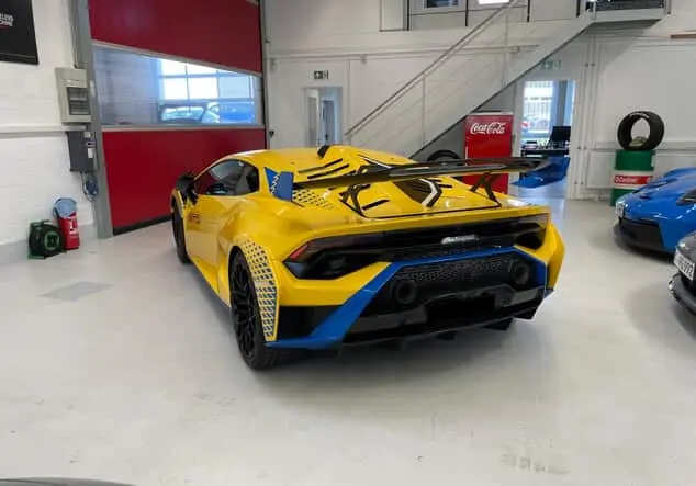 Angebotsdetails Lamborghini Huracan Huracan STO Sondermodell Giallo inti metallic