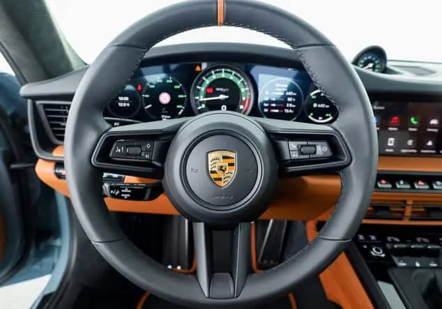 Angebotsdetails Porsche 911 S/T | Lift | 6-Gang | Heritage Design | Schalensitze | LED-Matrix | Bose Blau