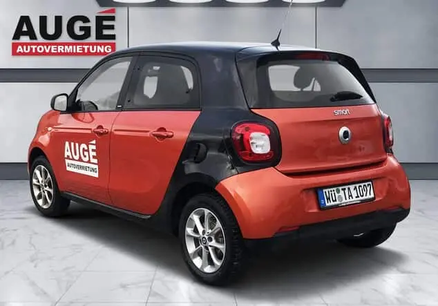 Angebotsdetails Smart forfour 4-Sitzer, Schaltung, 90 PS lava orange