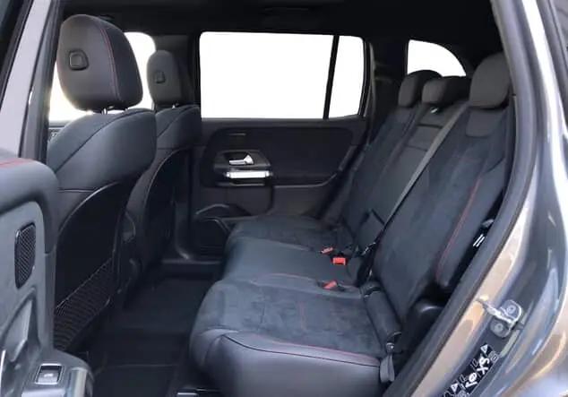 Angebotsdetails Mercedes-Benz GLB 200 d ++sofort verfügbar++ Graulack mountaingrau