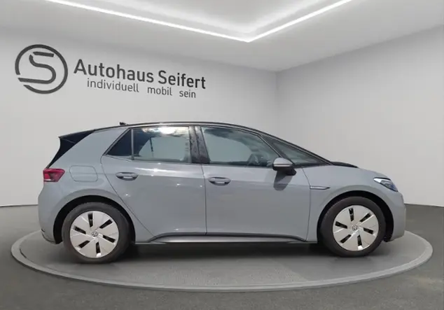 Angebotsdetails Volkswagen ID.3 Life Pro Performance *Wï¿½rmep.*Winterrï¿½der* Grau (Mondsteingrau )