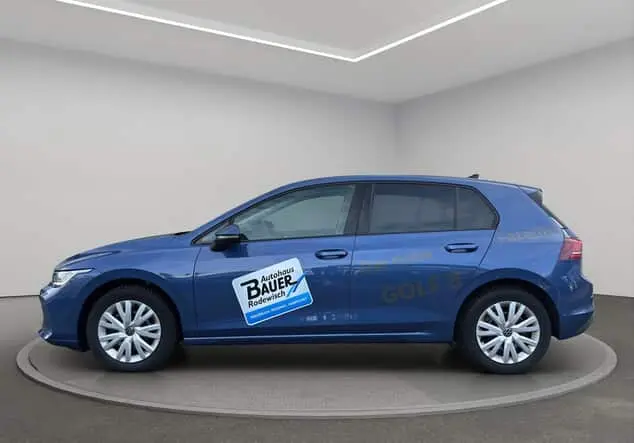 Angebotsdetails Volkswagen Golf 8 Life 1,5 l TSI Facelift Blau (Anemonenblau Metallic)