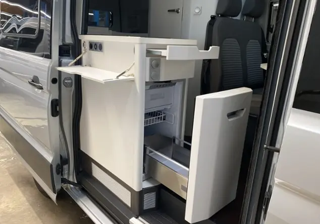 Angebotsdetails Volkswagen Grand California California 600 2.0 TDI / RFK Silber (Reflexsilber Metallic)