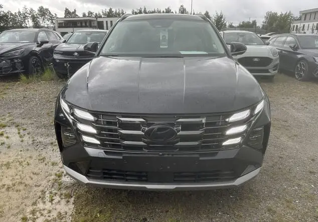 Angebotsdetails Hyundai TUCSON Hyundai Tucson GO! Plus 1.6 T-GDi HEV 6-Gang Automatikgetriebe 4WD Abyss Black