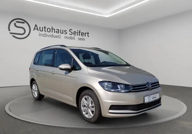 Angebotsdetails Volkswagen Touran Comfortline 1.5 TSI Silber (Ivory Silver metallic)