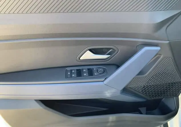Angebotsdetails Dacia Duster Expression ECO-G 100, NAVI+KAMERA+DAB+USB weiß