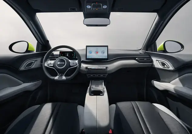 Angebotsdetails BYD Dolphin Surf 43.2kWh Boost Polar night black