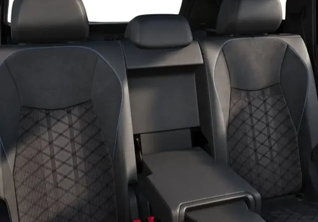 Angebotsdetails Volkswagen Tayron Volkswagen Tayron R-Line 2.0 TSI 195 kW (265 PS) 7-Gang-DSG 4MOTION Grenadillschwarz Metallic