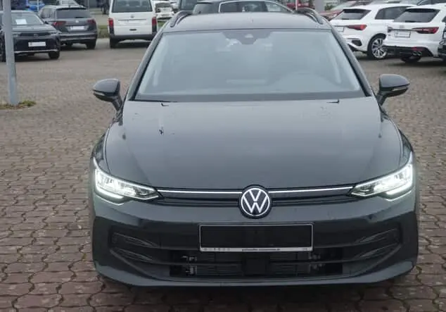 Angebotsdetails Volkswagen Golf Variant Business Uranograu