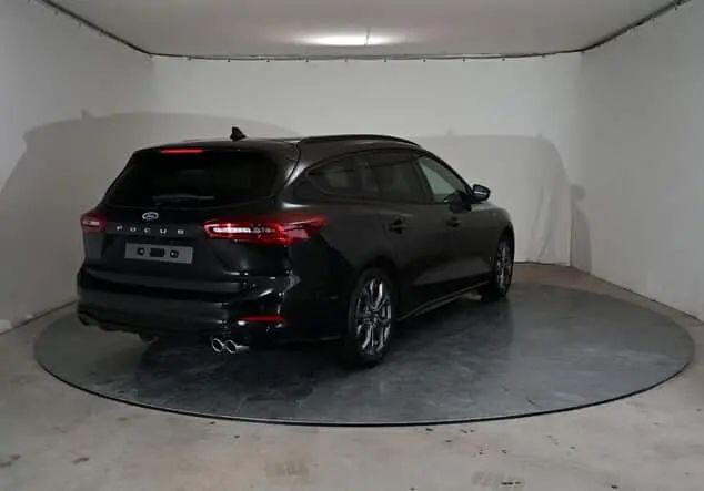 Angebotsdetails Ford Focus Turnier ST-Line X Ford 1.0 EcoBoost Hybrid 114 kW (155 PS) 7-Gang-Automatik Agate Black Metallic/Schwarz