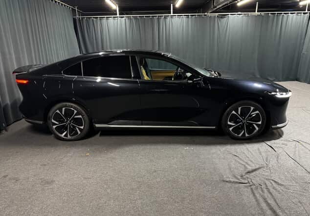 Angebotsdetails Mazda 6E 6e 258PS TAKUMI PLUS*SONY*PANO Jet Black