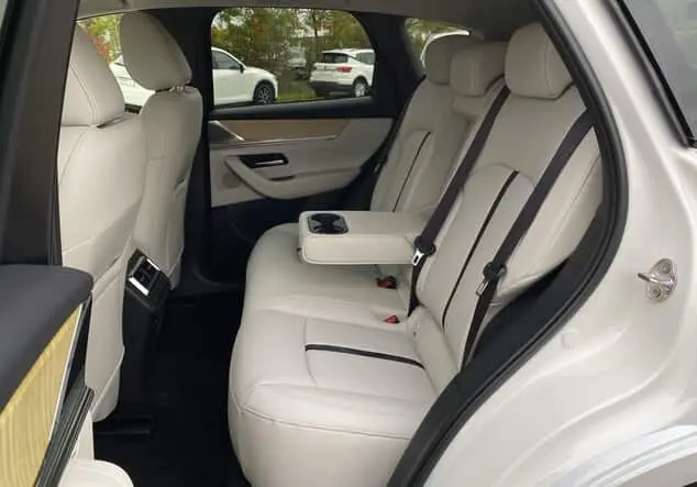 Angebotsdetails Mazda CX-60 MAZDA CX-60 PHEV Aut. TAKUMI PLUS Rhodium White Metallic