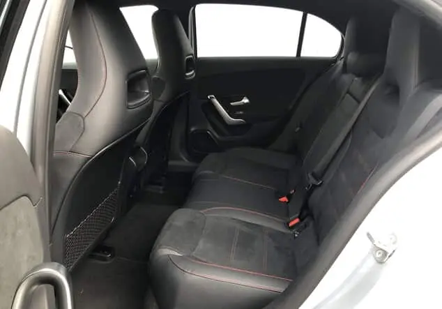 Angebotsdetails Mercedes-Benz A-Klasse 180 ++sofort verfügbar++ Metalliclack hightechsilber