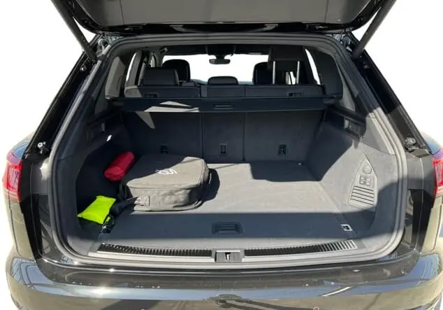 Angebotsdetails Volkswagen Touareg eHybrid 3.0 TSI 4motion ++sofort verfügbar++ Grenadillschwarz