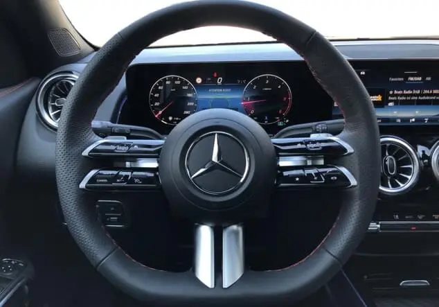 Angebotsdetails Mercedes-Benz GLB 200 d ++sofort verfügbar++ Graulack mountaingrau