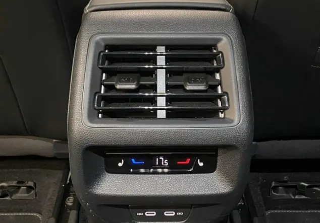 Angebotsdetails Volkswagen Tiguan III 2.0 TSI 4Motion R-Line 'Black Sty GrÃ¼n (Cipressino-GrÃ¼n Metallic)
