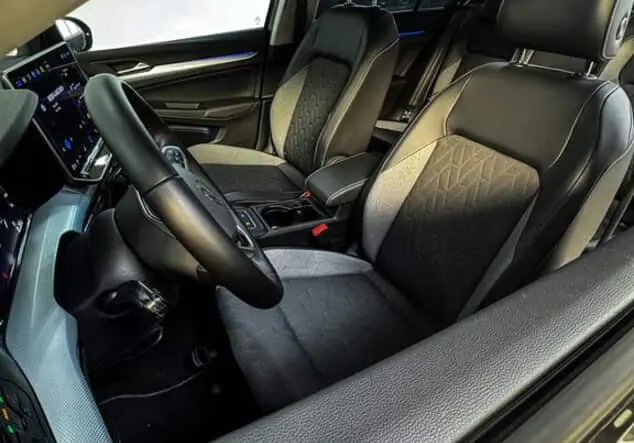 Angebotsdetails Volkswagen Golf Goal Edition TSI varriert
