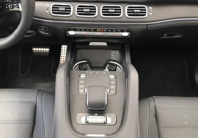 Angebotsdetails Mercedes-Benz GLE 450 4MATIC ++verfügbar ab 27.09.25++ grün metallic smaragdgrün