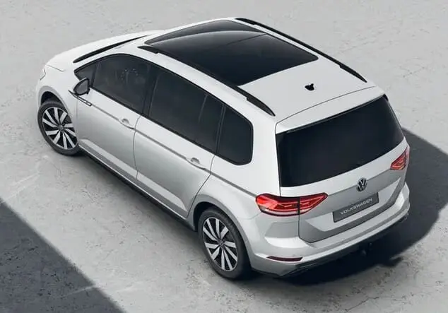 Angebotsdetails Volkswagen Touran Volkswagen Touran Highline R-Line 1.5 TSI 110 kW (150 PS) 7-Gang-DSG Onyx-Weiß Perleffekt