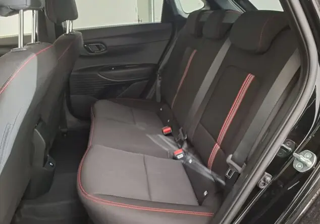 Angebotsdetails Hyundai i20 Hyundai i20 N-Line Style 1.0 T-GDI 74 kW (100 PS) 7-Gang-DSG Phantom Black Pearl