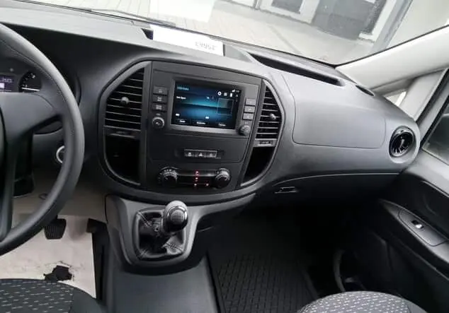 Angebotsdetails Mercedes-Benz Vito Mercedes-Benz Kastenwagen 114 CDI lang TSG 380 100 kW (136 PS) 6-Gang Heckantrieb ArktikweiÃ