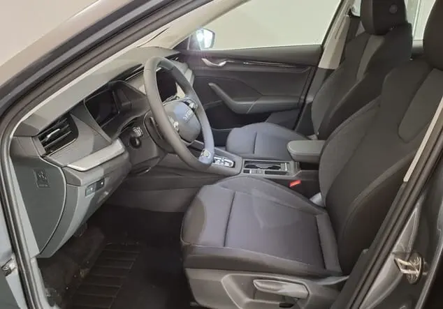 Angebotsdetails Skoda Octavia Combi Skoda Octavia Combi Essence 1.5 TSI 85 kW (116 PS) 7-Gang-DSG Graphite-Grau Metallic