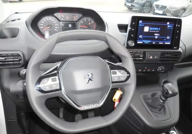 Angebotsdetails Peugeot Partner KW L1 BlueHDi 100*AHK-Kamera-Klima* Eisweiß