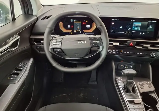 Angebotsdetails Kia Sportage Kia Sportage LX Plus 1.6 T-GDI 110 kW (150 PS) 7-Gang-DCT Experience Grün Metallic