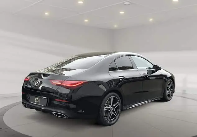 Angebotsdetails Mercedes-Benz CLA 200d Coupe Night-Paket Schwarz-Lack kosmosschwarz