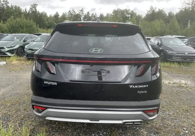 Angebotsdetails Hyundai TUCSON Hyundai Tucson GO! Plus 1.6 T-GDi HEV 6-Gang Automatikgetriebe 4WD Abyss Black