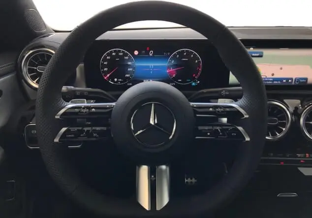 Angebotsdetails Mercedes-Benz CLA 200 Shooting Brake ++verfügbar ab 27.09.2025++ Grau manufaktur lack manufaktur alpingrau uni