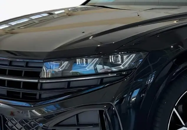 Angebotsdetails Volkswagen Touareg Touareg R-LINE BLACK STYLE 286PS NP.116T ACC.AHK.STHZG.KAMERA.NAVI.HUD.LUFT.PANO Grenadillschwarz Metallic