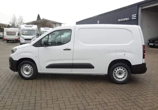 Angebotsdetails Peugeot Partner L2 BlueHDi 130 EAT8*Kamera-NAVI* Kaolinweiß