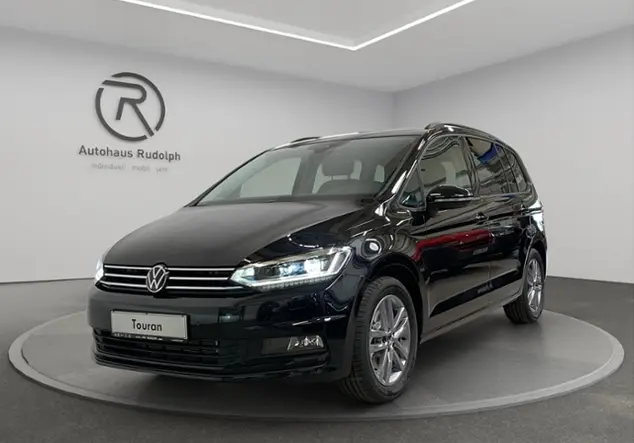 Angebotsdetails Volkswagen Touran Comfortline 1.5 TSI KLIMA NAVI AL Schwarz (Grenadillschwarz Metallic)