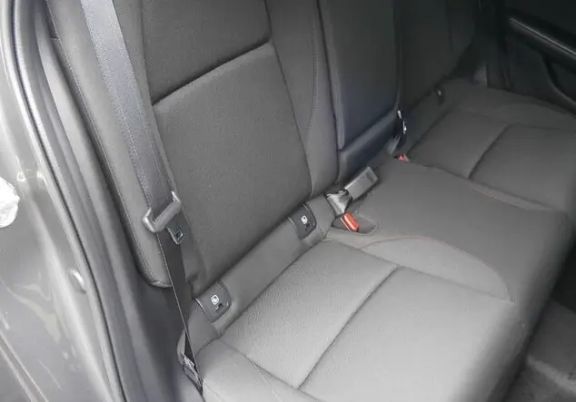 Angebotsdetails Mazda 3 2.5L e-SKYACTIV G 140PS 6MT HOMURA Verschiedene Farben