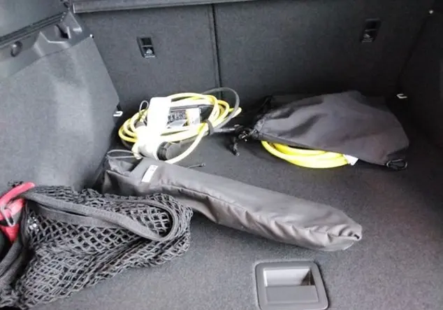 Angebotsdetails Volkswagen ID.4 Pro KLIMA ALU WeiÃ (GletscherweiÃ Metallic)