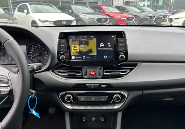 Angebotsdetails Hyundai i30 1.0T SELECT !!!SOFORT!!! CARPLAY+KAMERA+PDC Phantom Black