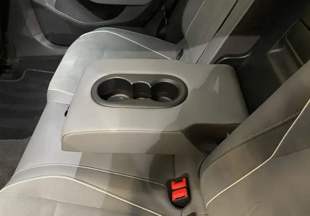 Angebotsdetails Volkswagen Passat Variant B9 2.0 TDI Business KLIMA WeiÃ (OryxweiÃ Perlmutteffekt)