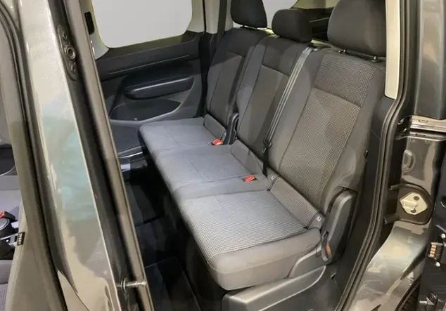 Angebotsdetails Volkswagen Caddy Kombi 2.0 TDI KR / Grau (Indiumgrau Metallic)