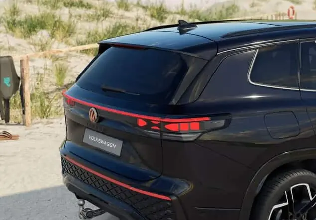 Angebotsdetails Volkswagen Tayron Volkswagen Tayron R-Line 2.0 TDI 142 kW (193 PS) 7-Gang-DSG 4MOTION Grenadillschwarz Metallic