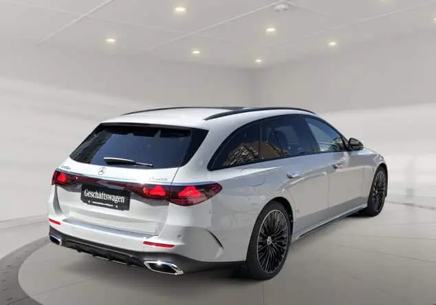 Angebotsdetails Mercedes-Benz E 450 d 4MATIC T-Modell ++sofort verfügbar++ Manufaktur lack manufaktur alpingrau uni