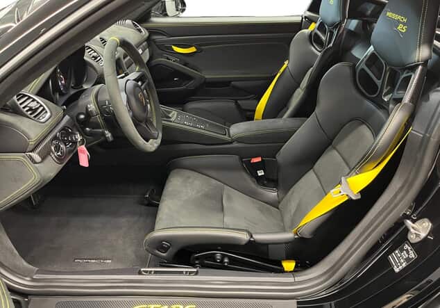 Angebotsdetails Porsche 718 Cayman GT4 RS Schwarz